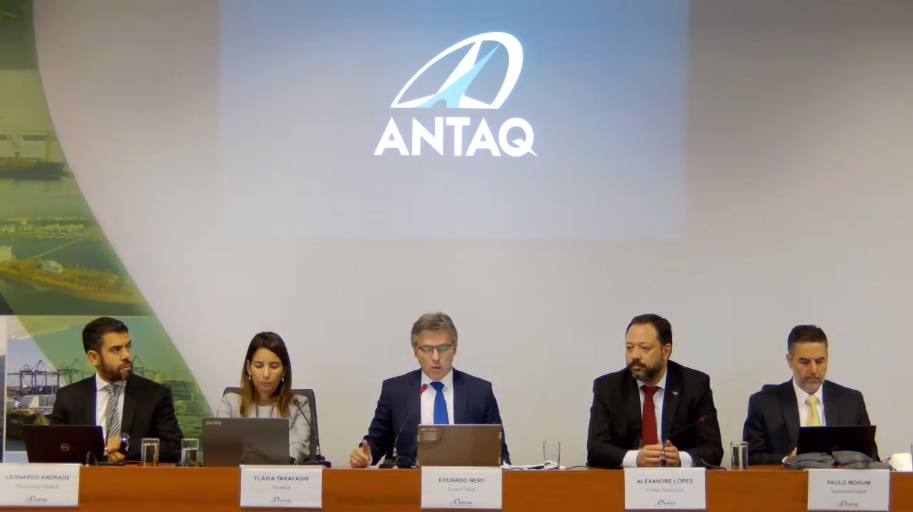 Trecho da transmissão com representantes da ANTAQ.